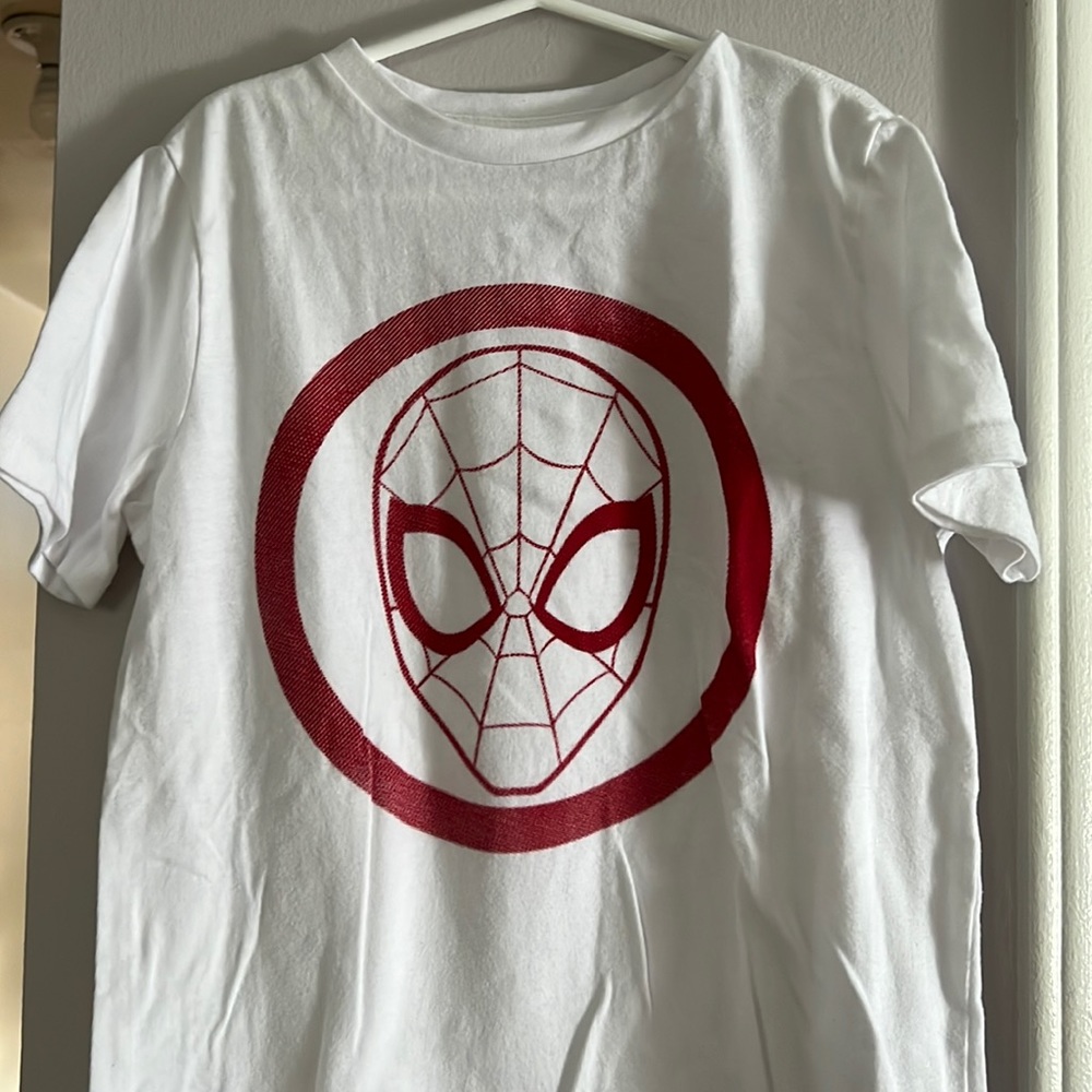 Used boys short sleeve Spider-Man T-shirt